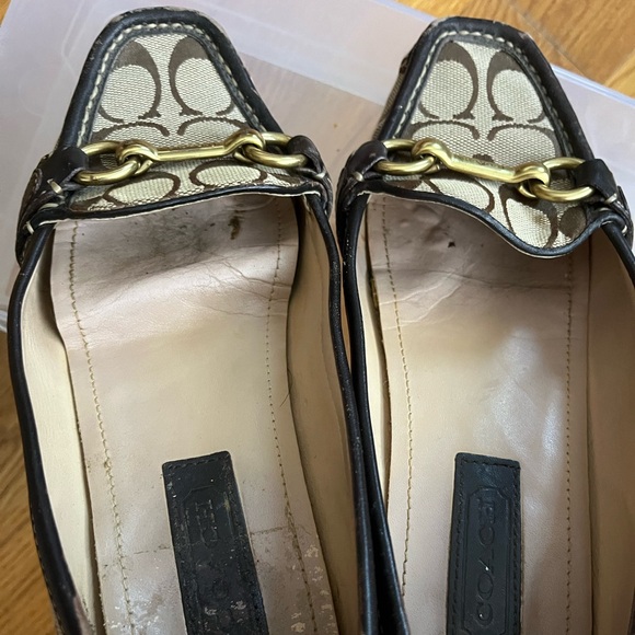 Coach women’s loafers - Picture 5 of 9